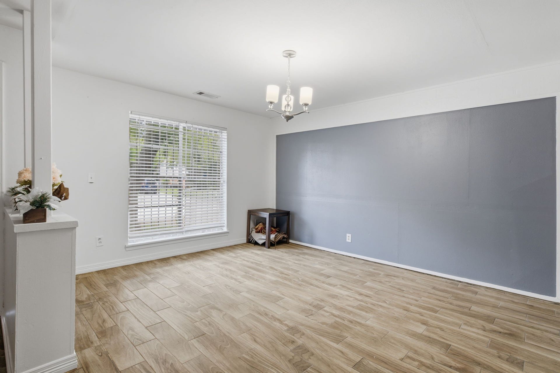 8706 Jason Street, Houston, TX 77074 8706 Jason Street, Houston, TX 77074