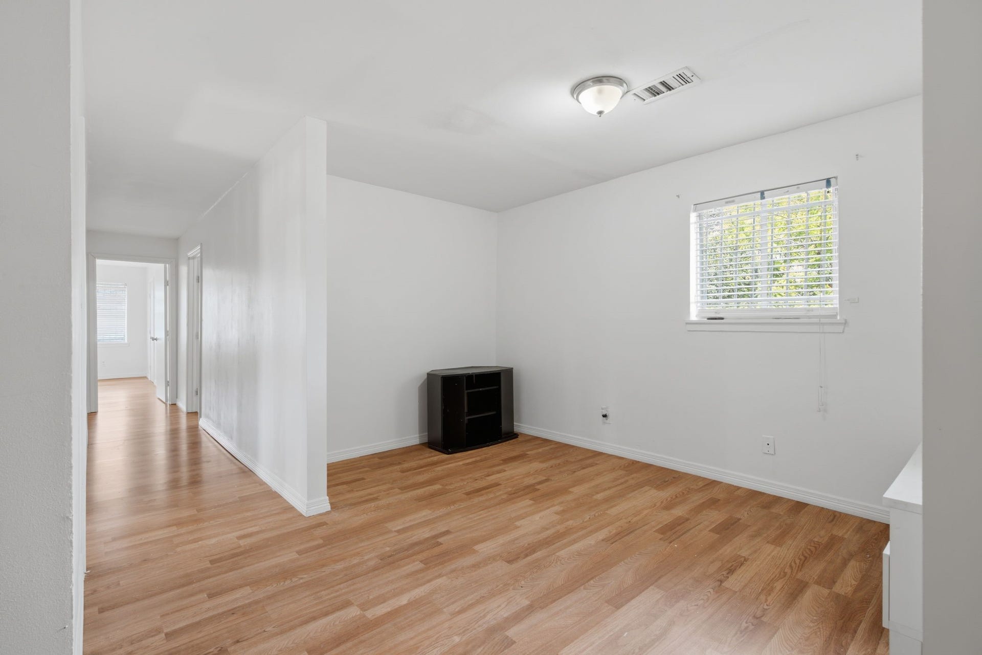 8706 Jason Street, Houston, TX 77074 8706 Jason Street, Houston, TX 77074
