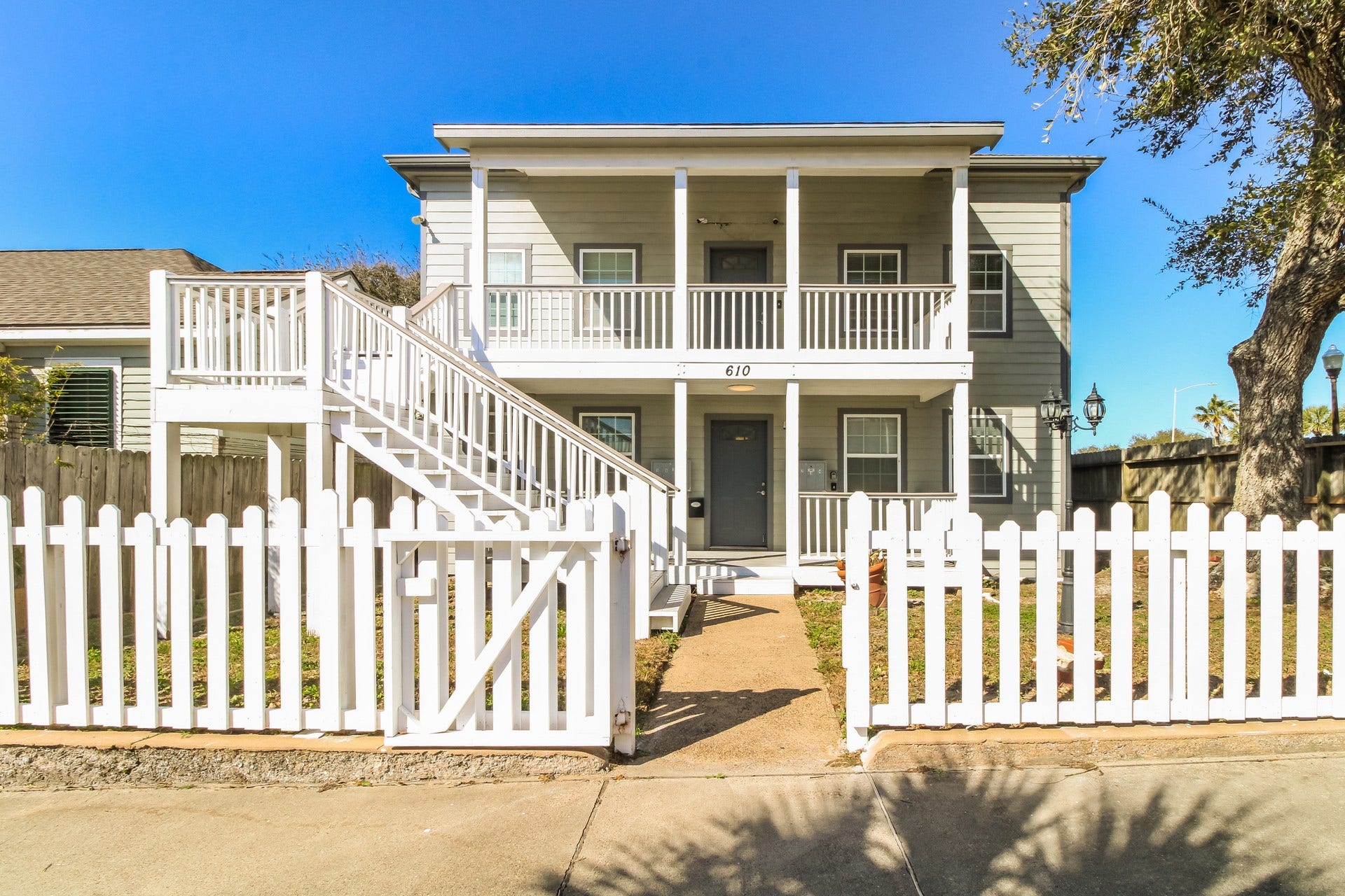 610 Ball, #6, Galveston, TX 77550 610 Ball, #6, Galveston, TX 77550