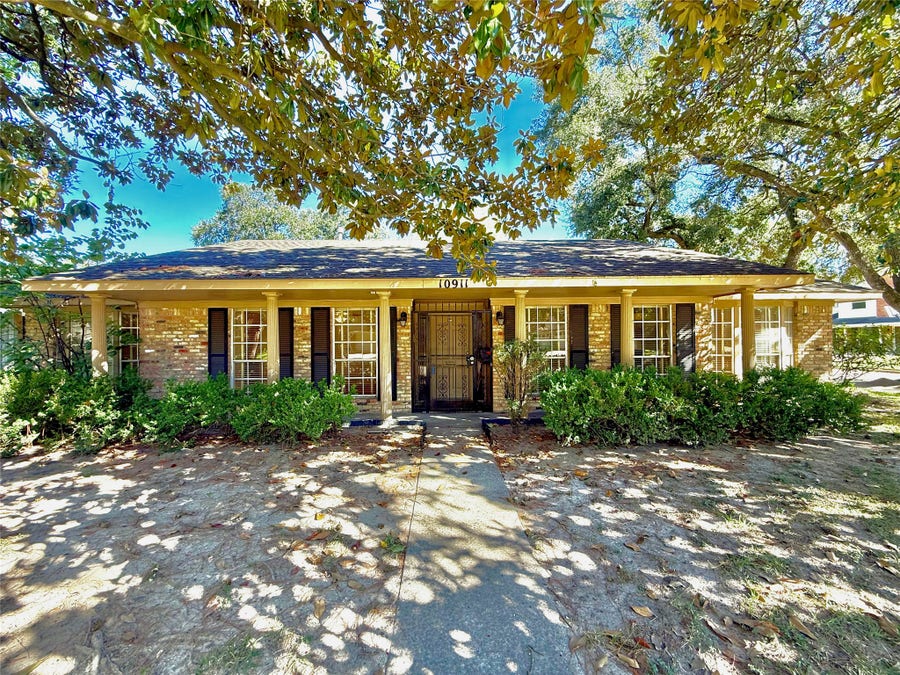 Property photo for 10911 Ashcroft Drive, Houston, TX