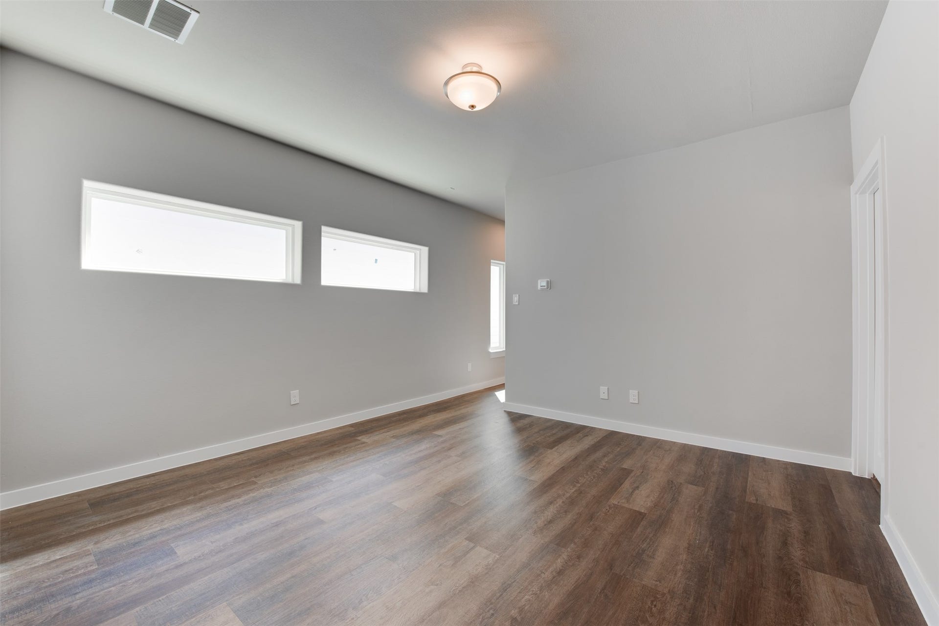 6619 Ezzard Charles Lane, Houston, TX 77091 6619 Ezzard Charles Lane, Houston, TX 77091