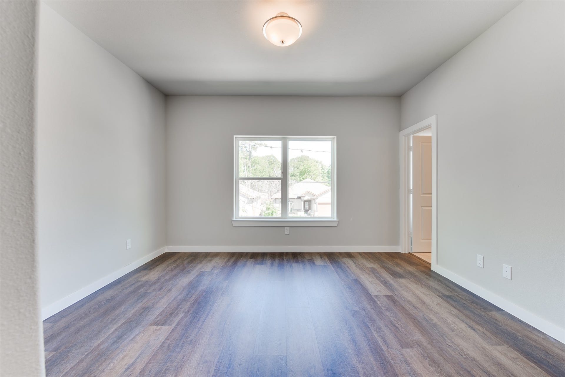 6619 Ezzard Charles Lane, Houston, TX 77091 6619 Ezzard Charles Lane, Houston, TX 77091