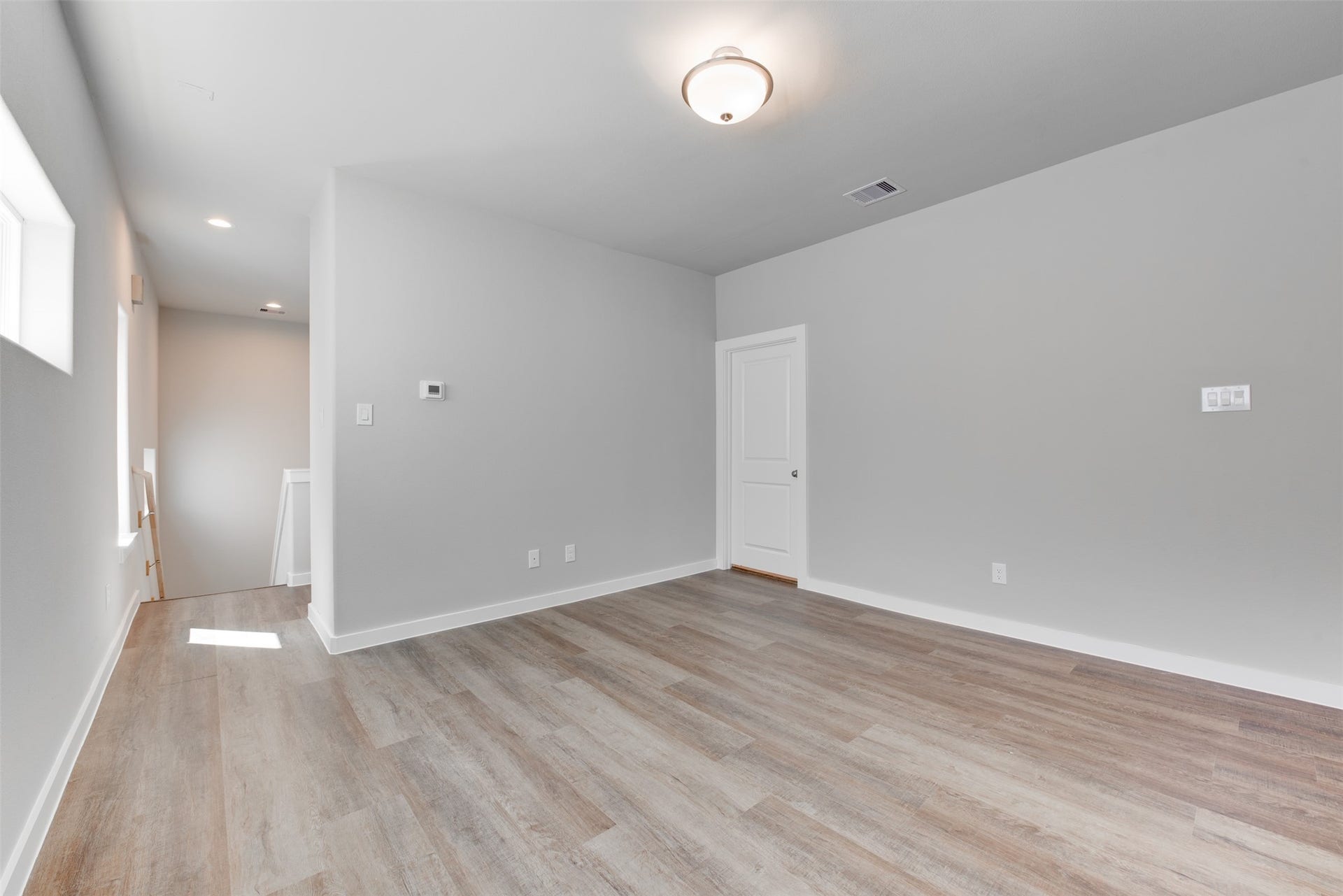 6619 Ezzard Charles Lane, Houston, TX 77091 6619 Ezzard Charles Lane, Houston, TX 77091