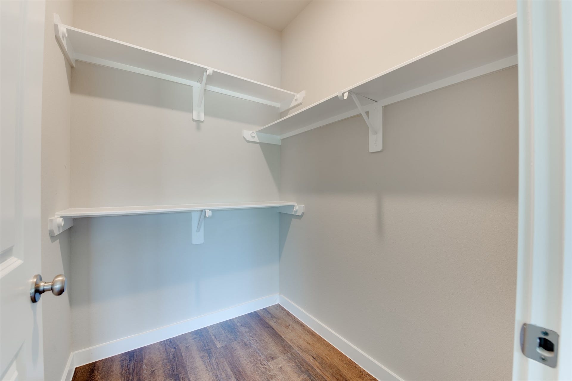 6619 Ezzard Charles Lane, Houston, TX 77091 6619 Ezzard Charles Lane, Houston, TX 77091