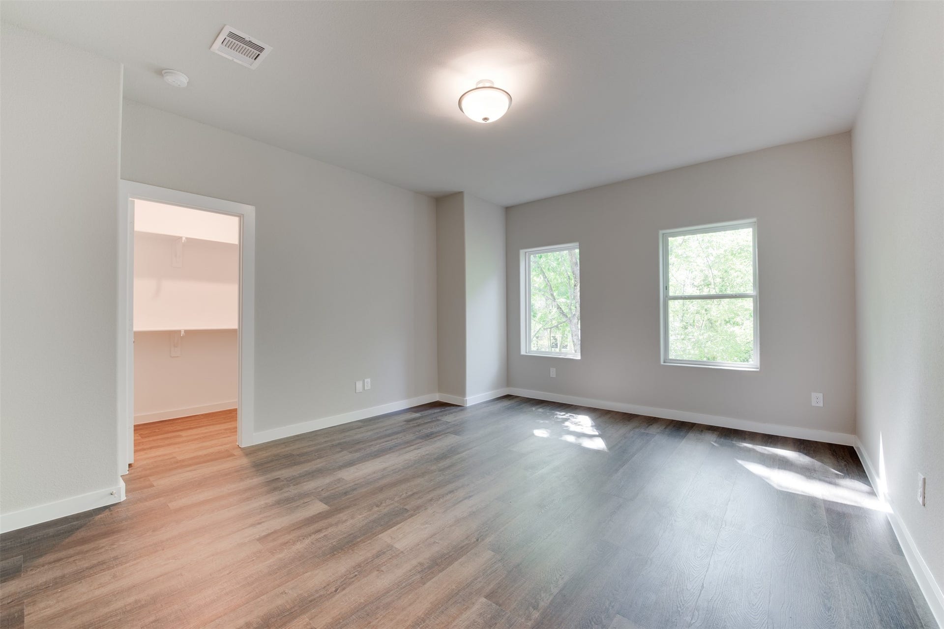6619 Ezzard Charles Lane, Houston, TX 77091 6619 Ezzard Charles Lane, Houston, TX 77091