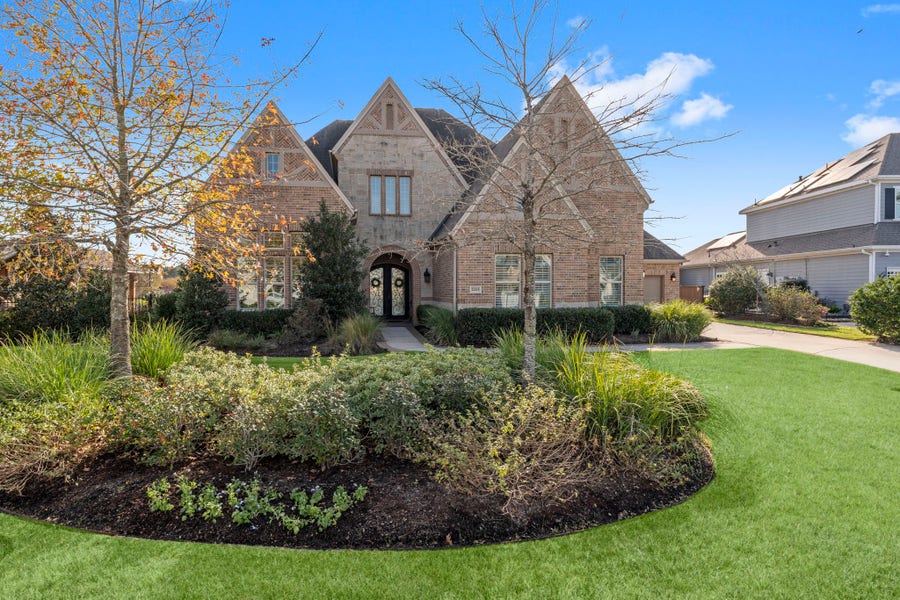 Property photo for 2203 Flameleaf Court, Conroe, TX