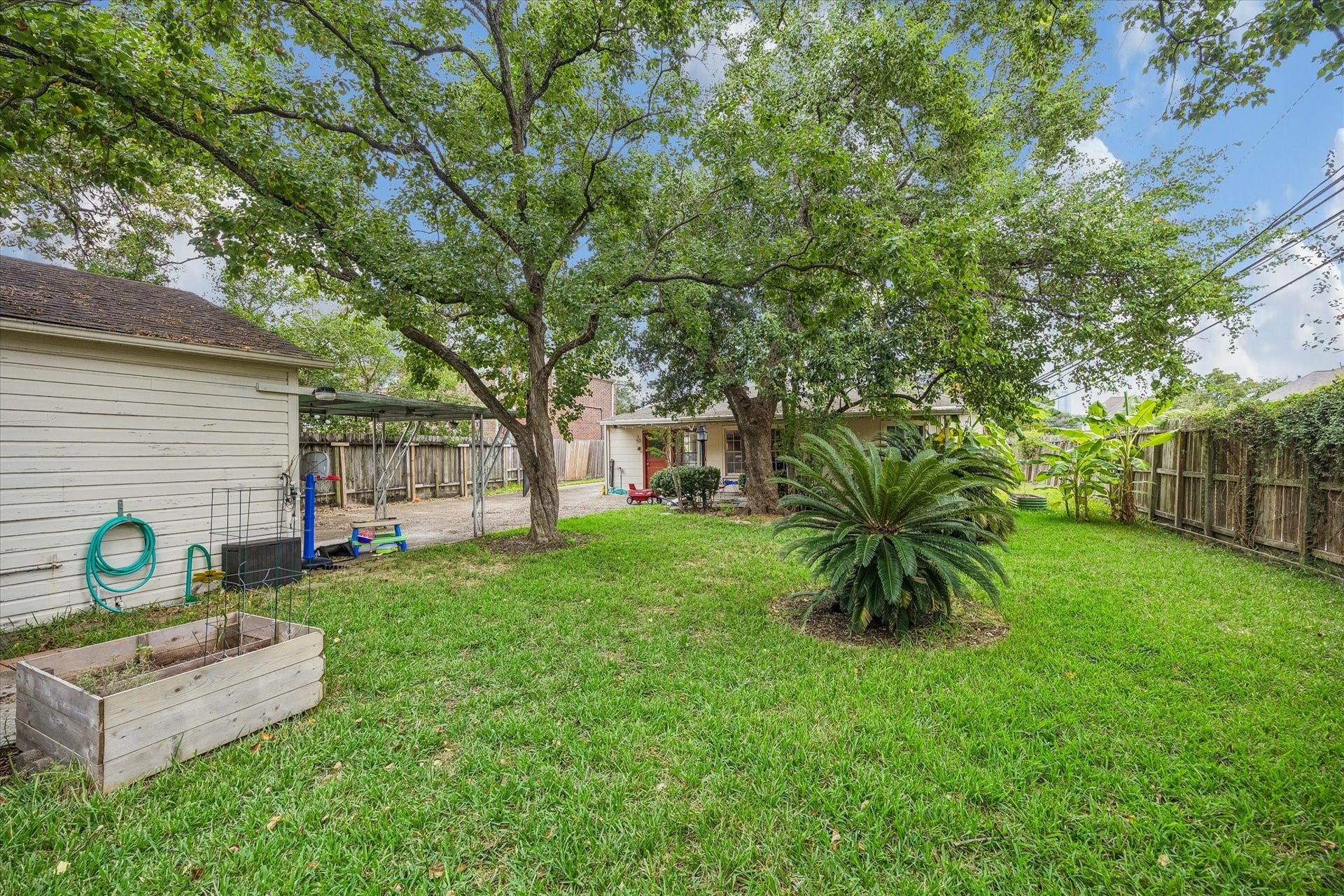 5101 Beech Street, Bellaire, TX 77401