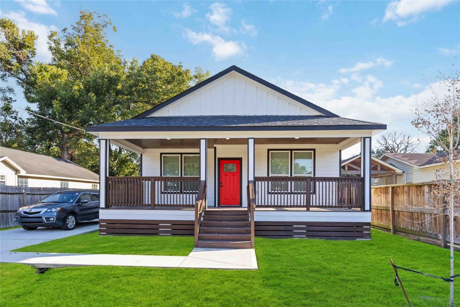 Property photo for 813 Fortune Street, Houston, TX