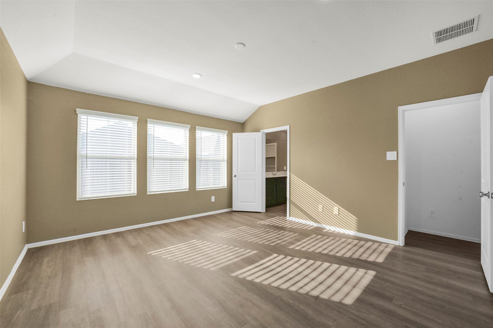 18511 Summit Ranch Drive, Hockley, TX 77447 Another view of the primary bedroom