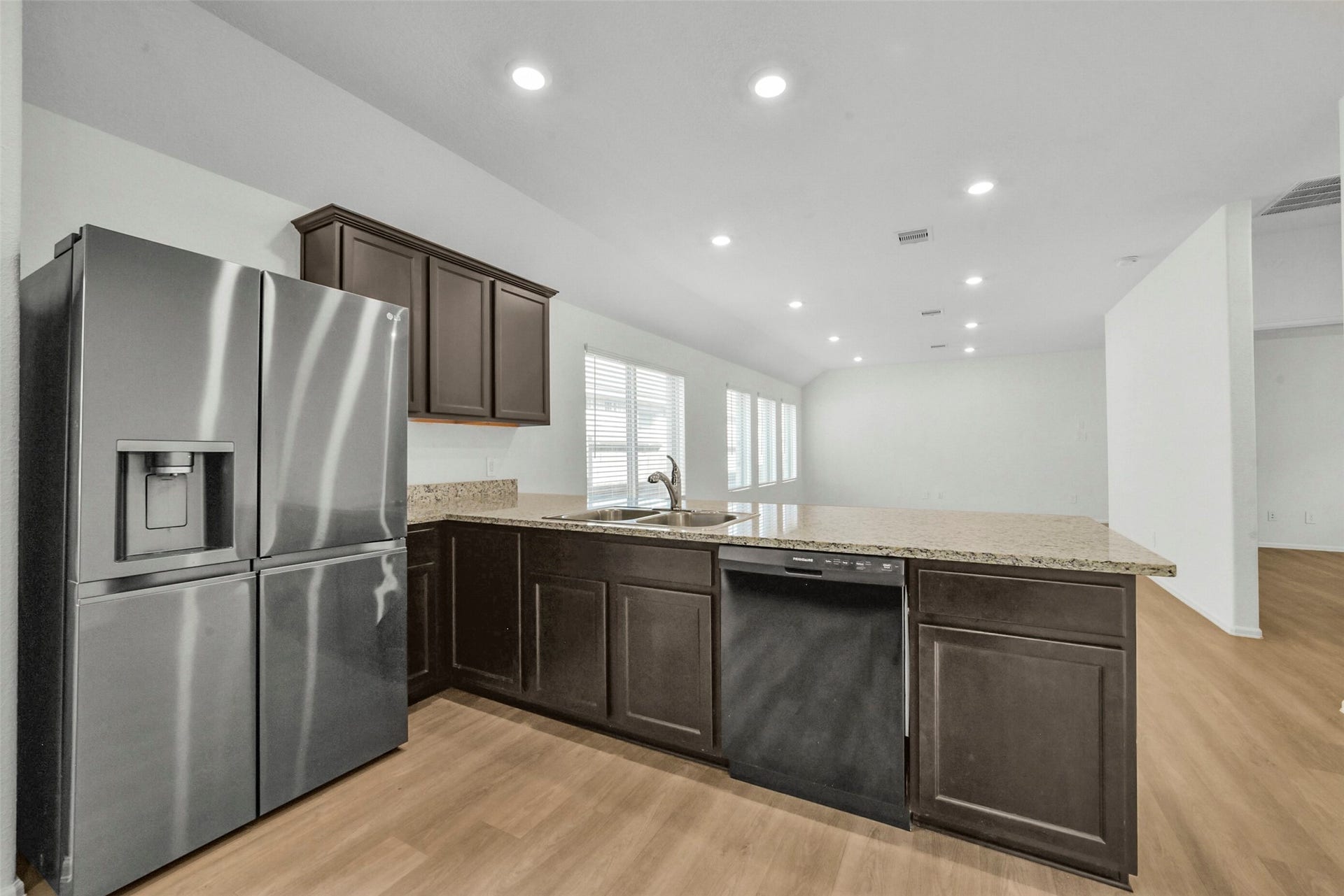 18511 Summit Ranch Drive, Hockley, TX 77447 18511 Summit Ranch Drive, Hockley, TX 77447