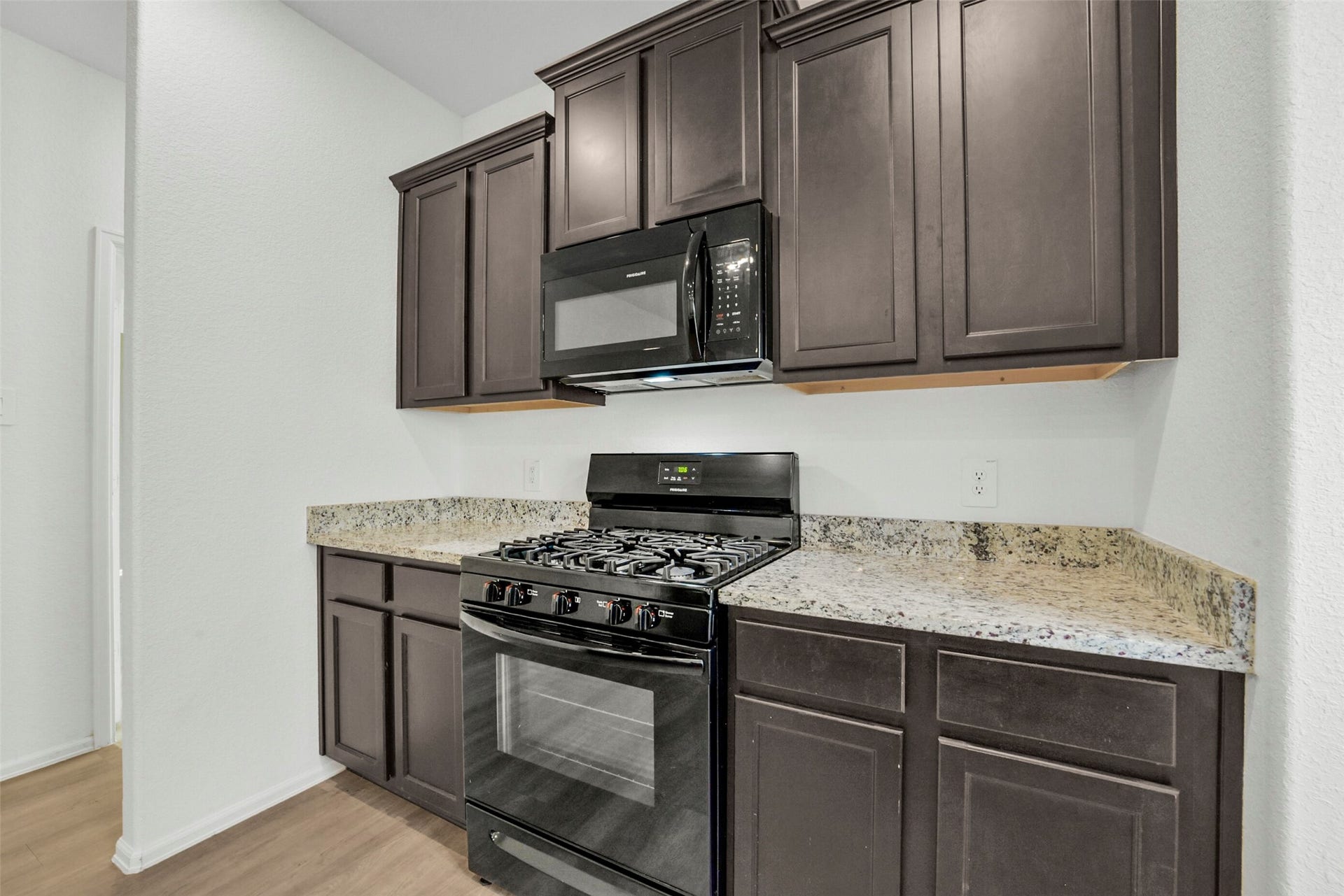 18511 Summit Ranch Drive, Hockley, TX 77447 18511 Summit Ranch Drive, Hockley, TX 77447
