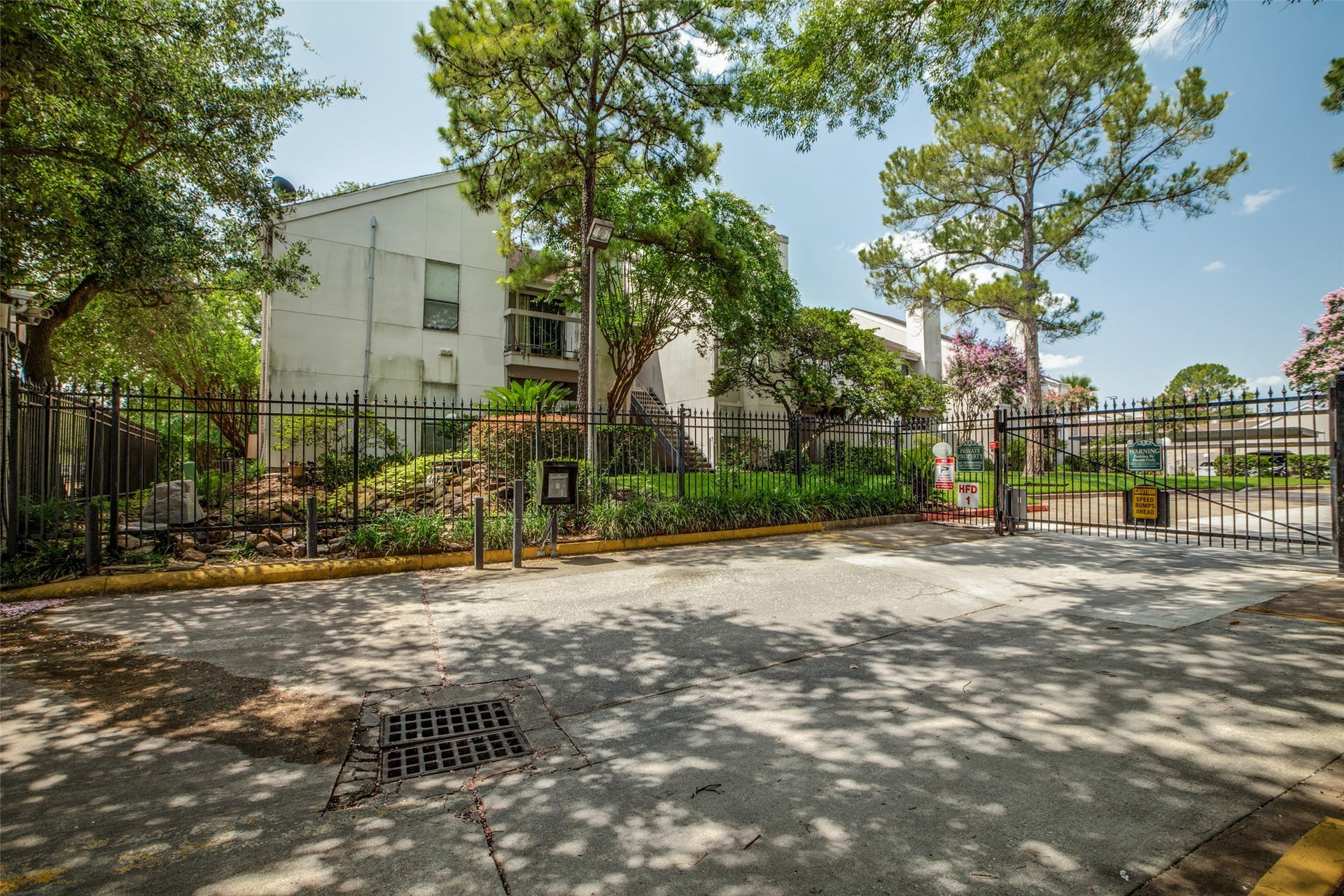 7900 N Stadium Drive, #93, Houston, TX 77030 Secure gated access to the community.