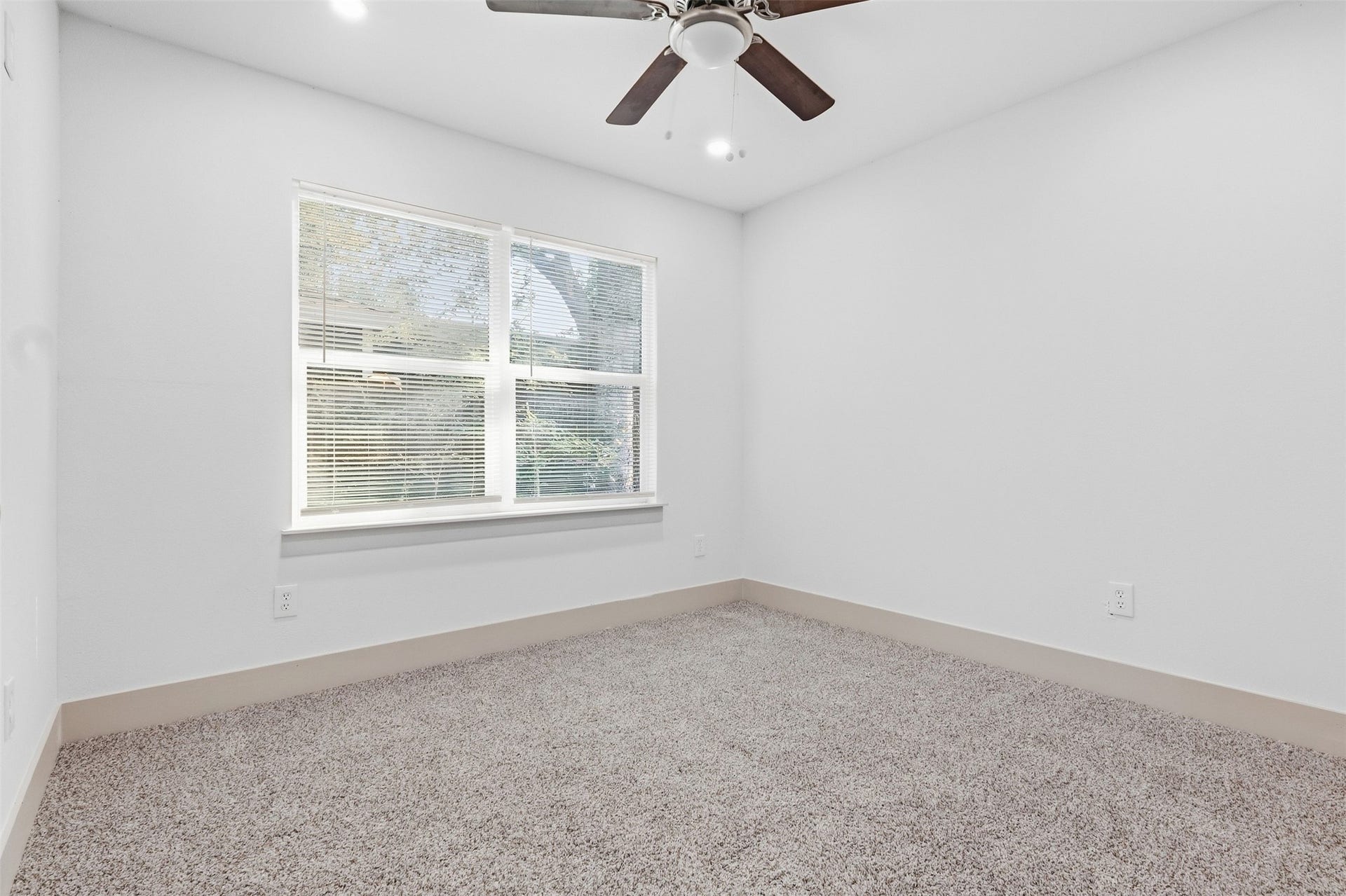 1308 Pecan Drive, Pasadena, TX 77502 1308 Pecan Drive, Pasadena, TX 77502