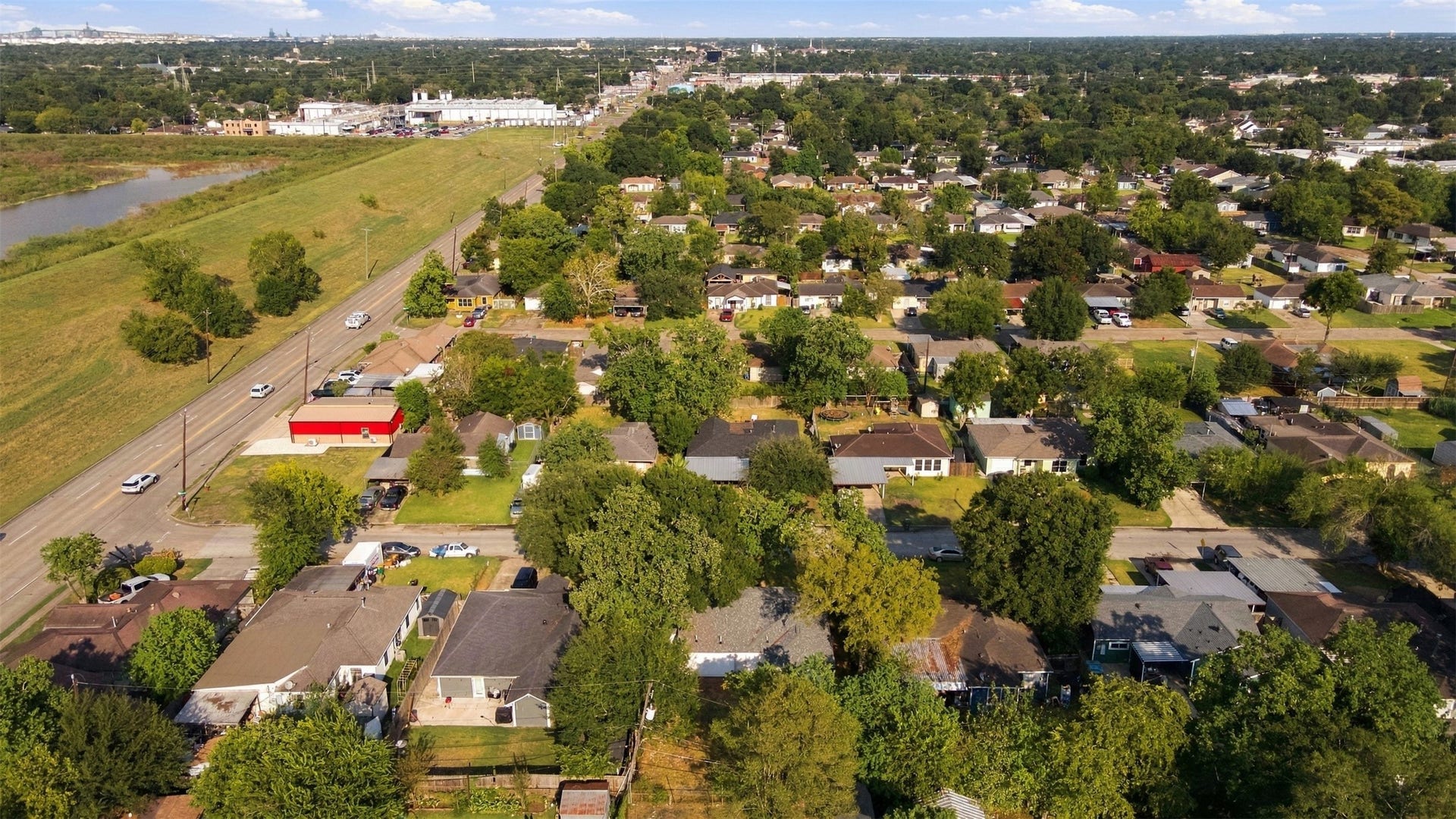 1308 Pecan Drive, Pasadena, TX 77502 1308 Pecan Drive, Pasadena, TX 77502