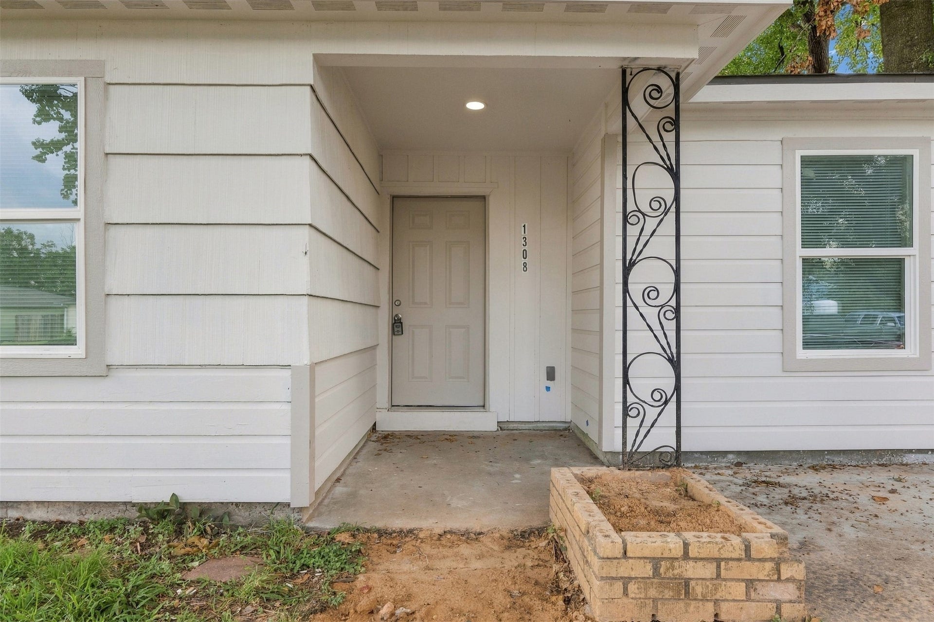 1308 Pecan Drive, Pasadena, TX 77502 1308 Pecan Drive, Pasadena, TX 77502
