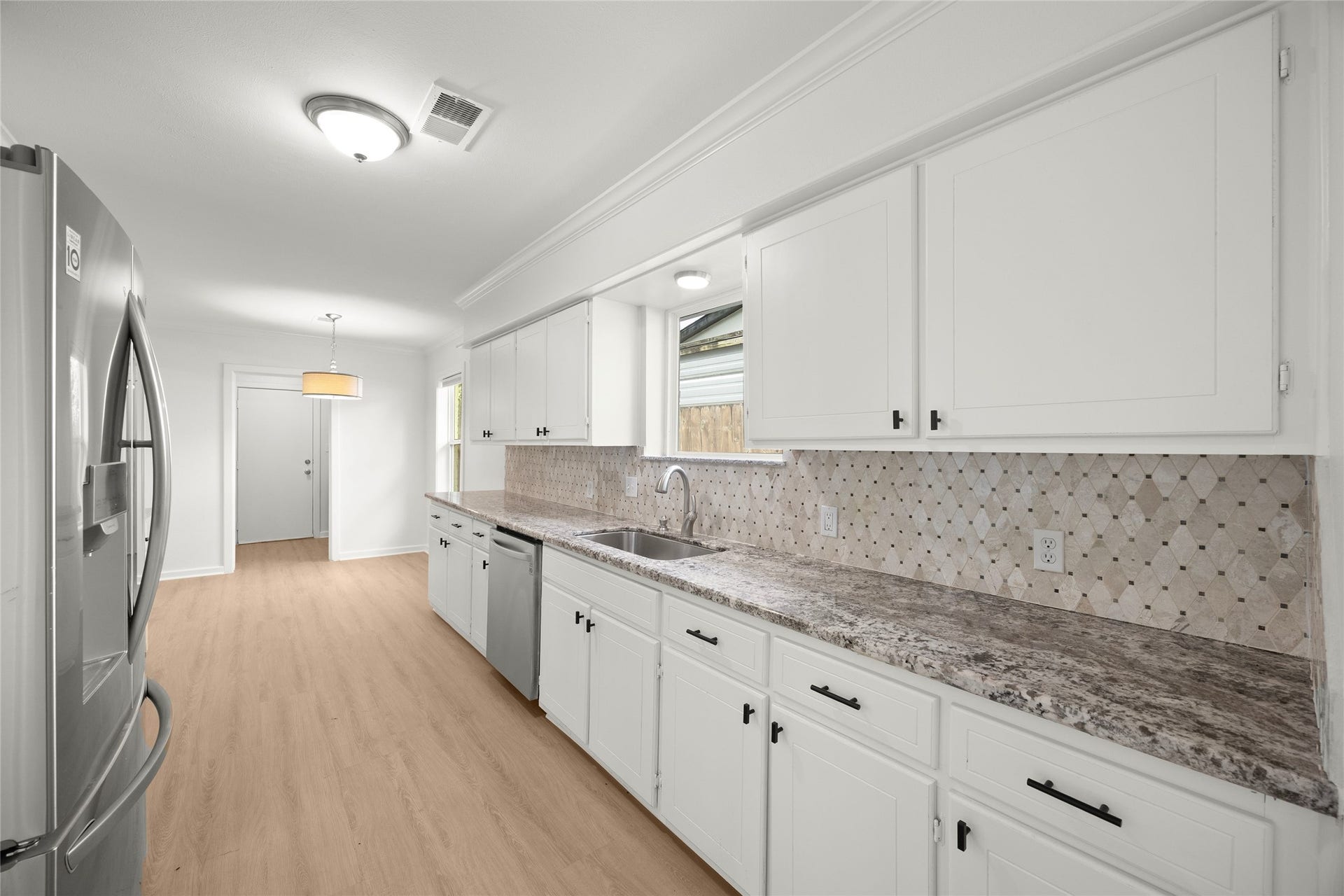 2836 Lockett Street, Houston, TX 77021 2836 Lockett Street, Houston, TX 77021