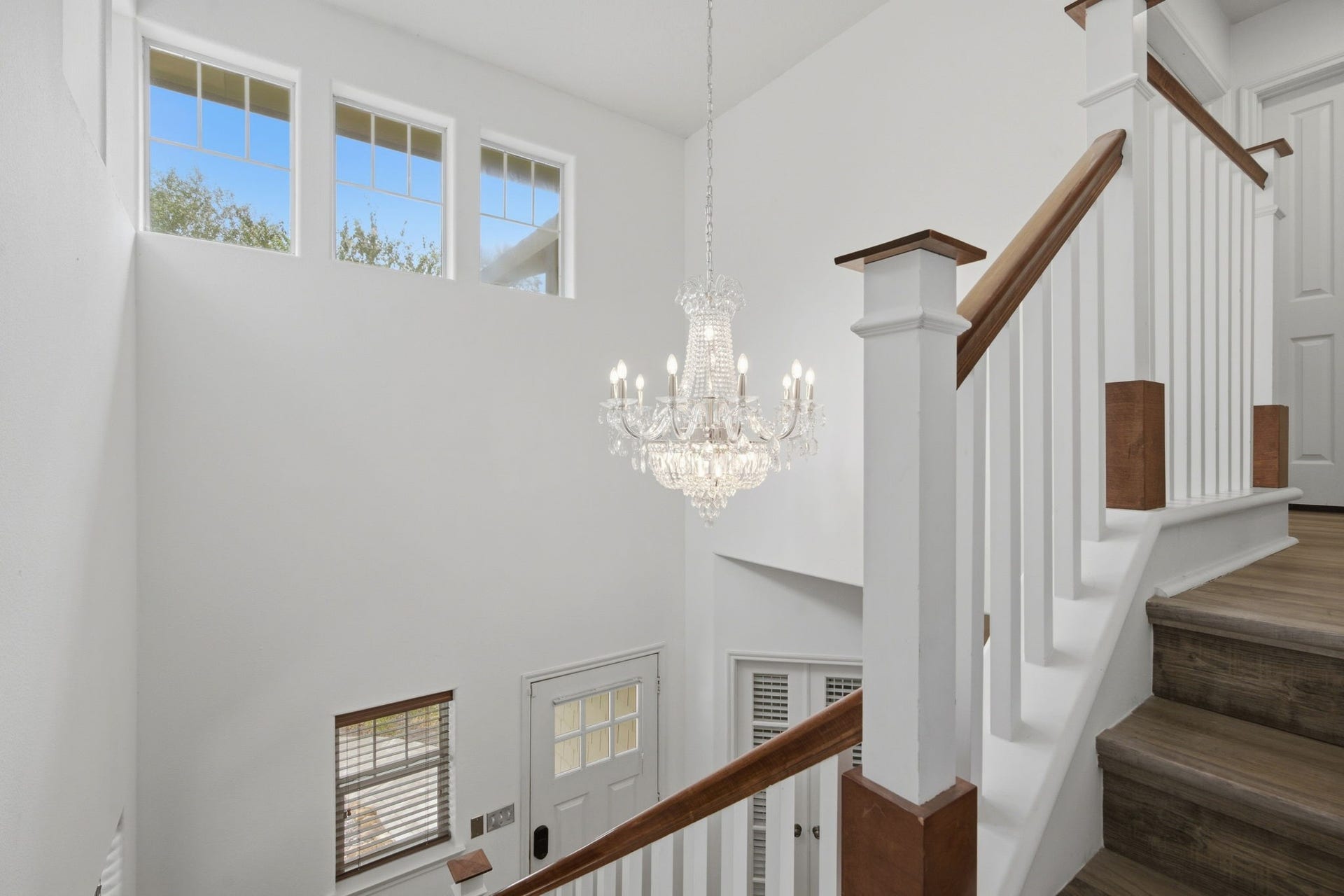 18 Cloud Bank Place, The Woodlands, TX 77382 18 Cloud Bank Place, The Woodlands, TX 77382