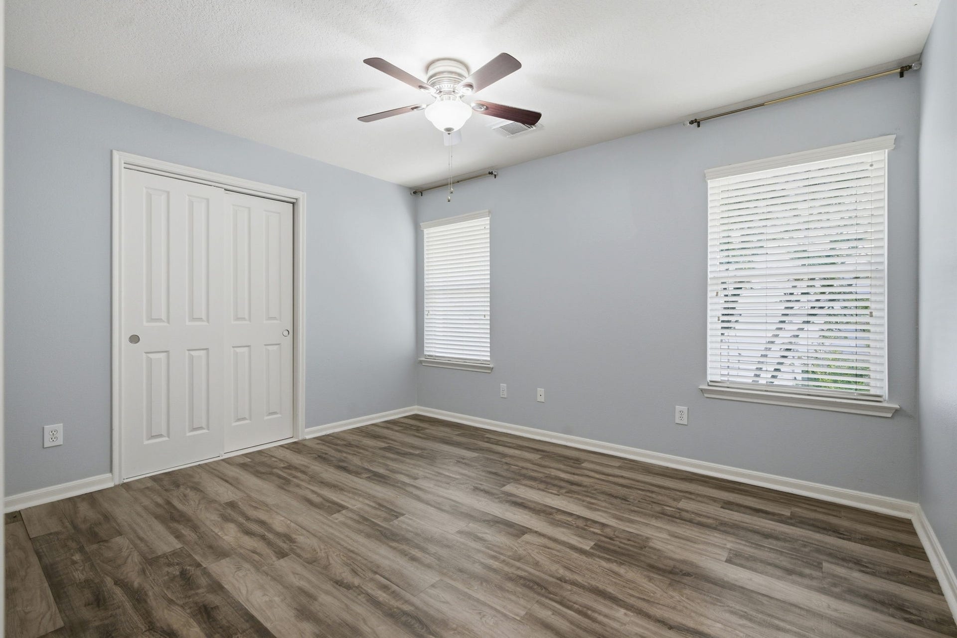 18 Cloud Bank Place, The Woodlands, TX 77382 18 Cloud Bank Place, The Woodlands, TX 77382