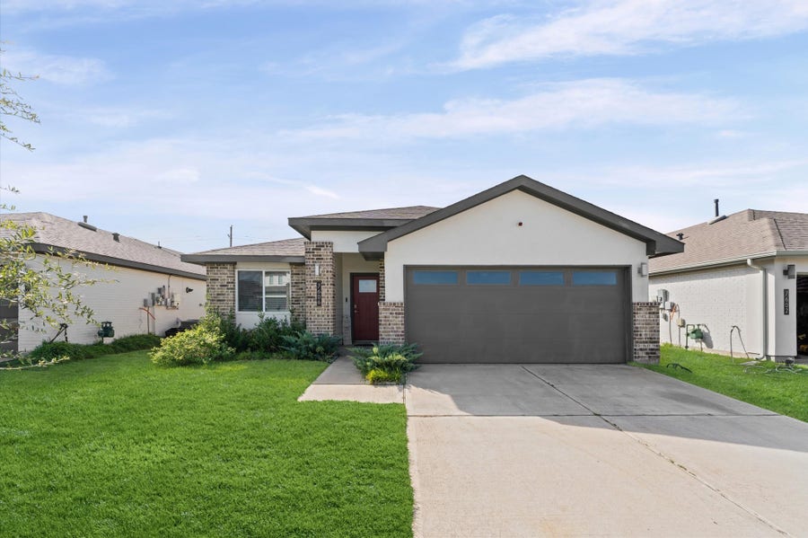 Property photo for 7606 Rainham Valley Lane, Richmond, TX