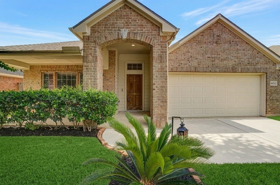 Property photo for 16011 Belleshire Glen Lane, Houston, TX