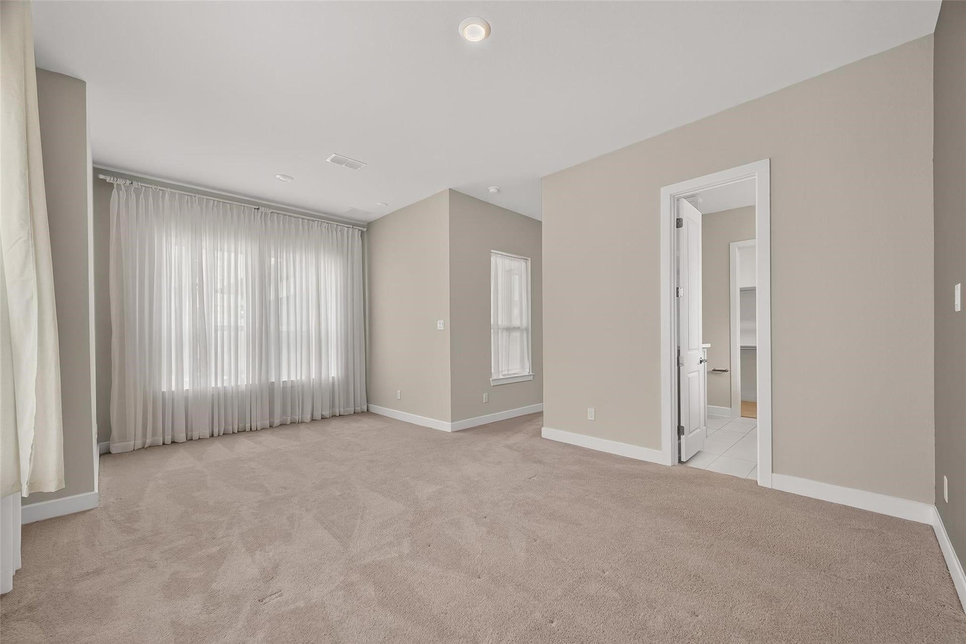 4906 Tanyard Manor Drive, Sugar Land, TX 77479 4906 Tanyard Manor Drive, Sugar Land, TX 77479