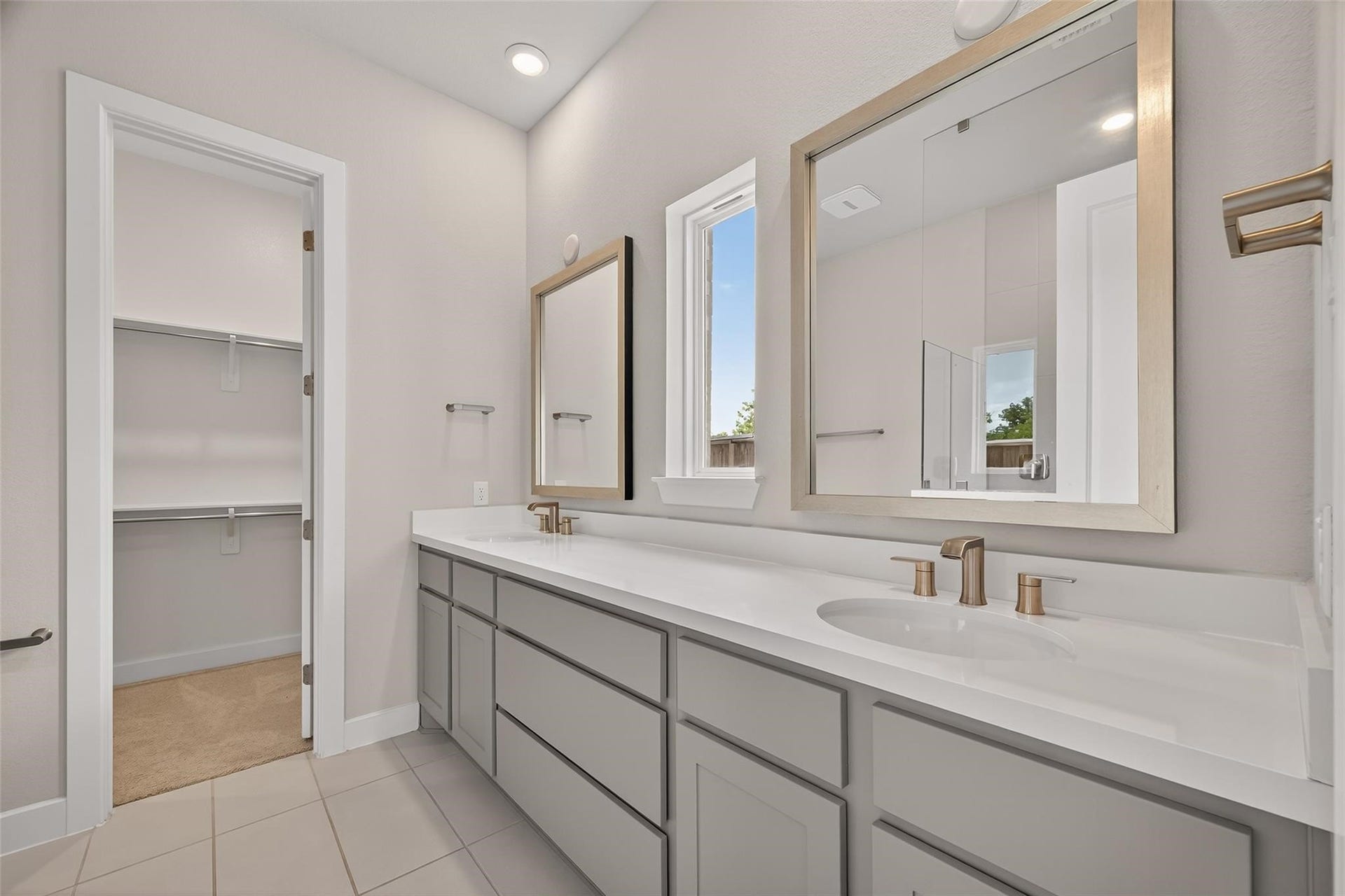 4906 Tanyard Manor Drive, Sugar Land, TX 77479 4906 Tanyard Manor Drive, Sugar Land, TX 77479