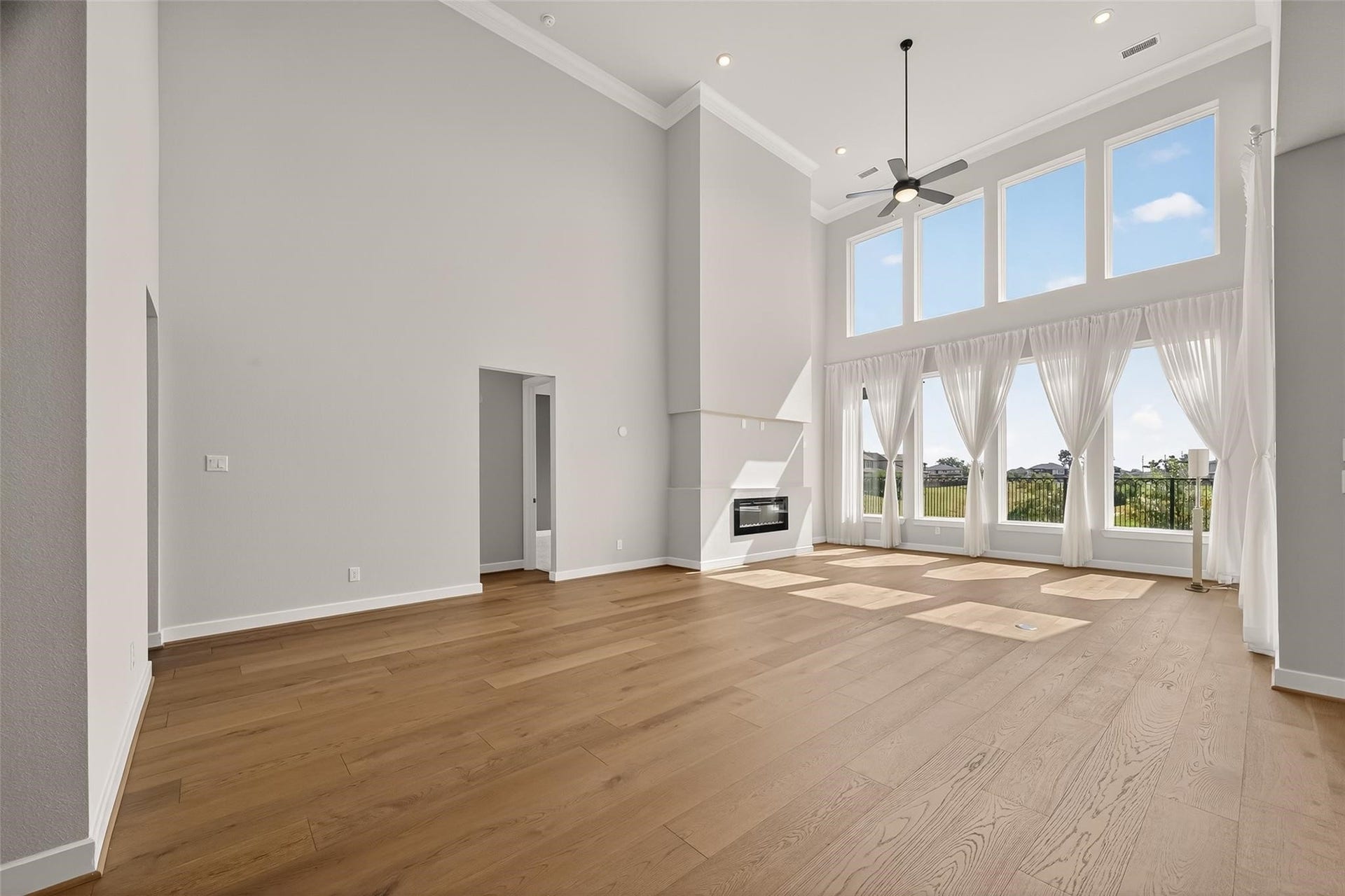 4906 Tanyard Manor Drive, Sugar Land, TX 77479 4906 Tanyard Manor Drive, Sugar Land, TX 77479