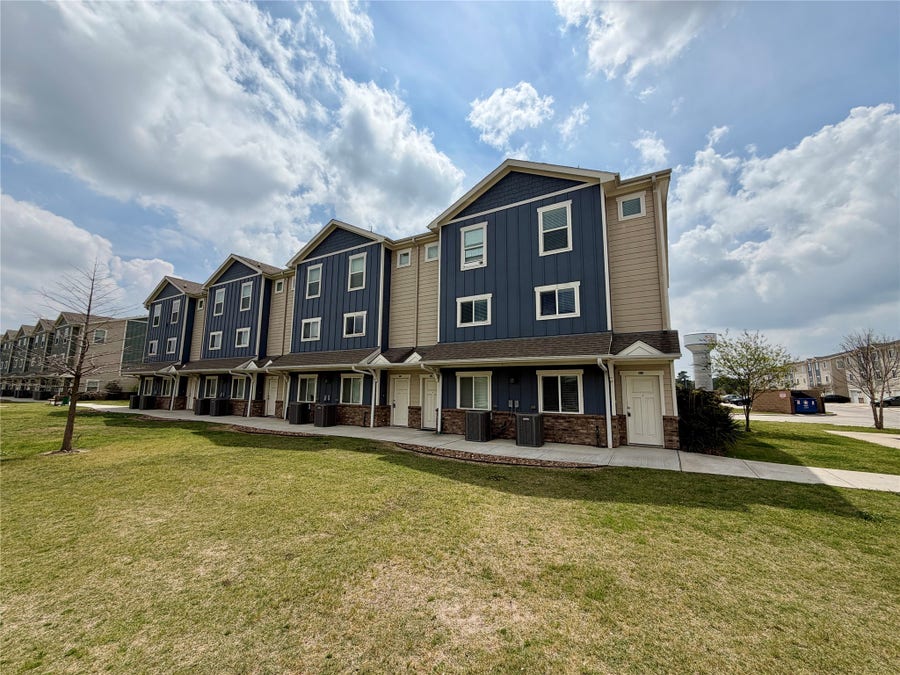 Property photo for 21155 Gosling Road, #27B, Spring, TX
