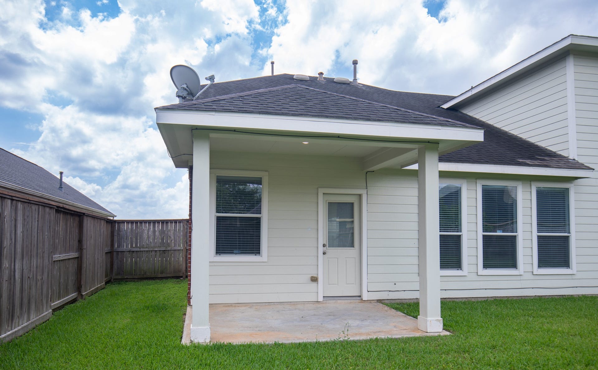 810 Aqua Vista, Richmond, TX 77469 810 Aqua Vista, Richmond, TX 77469