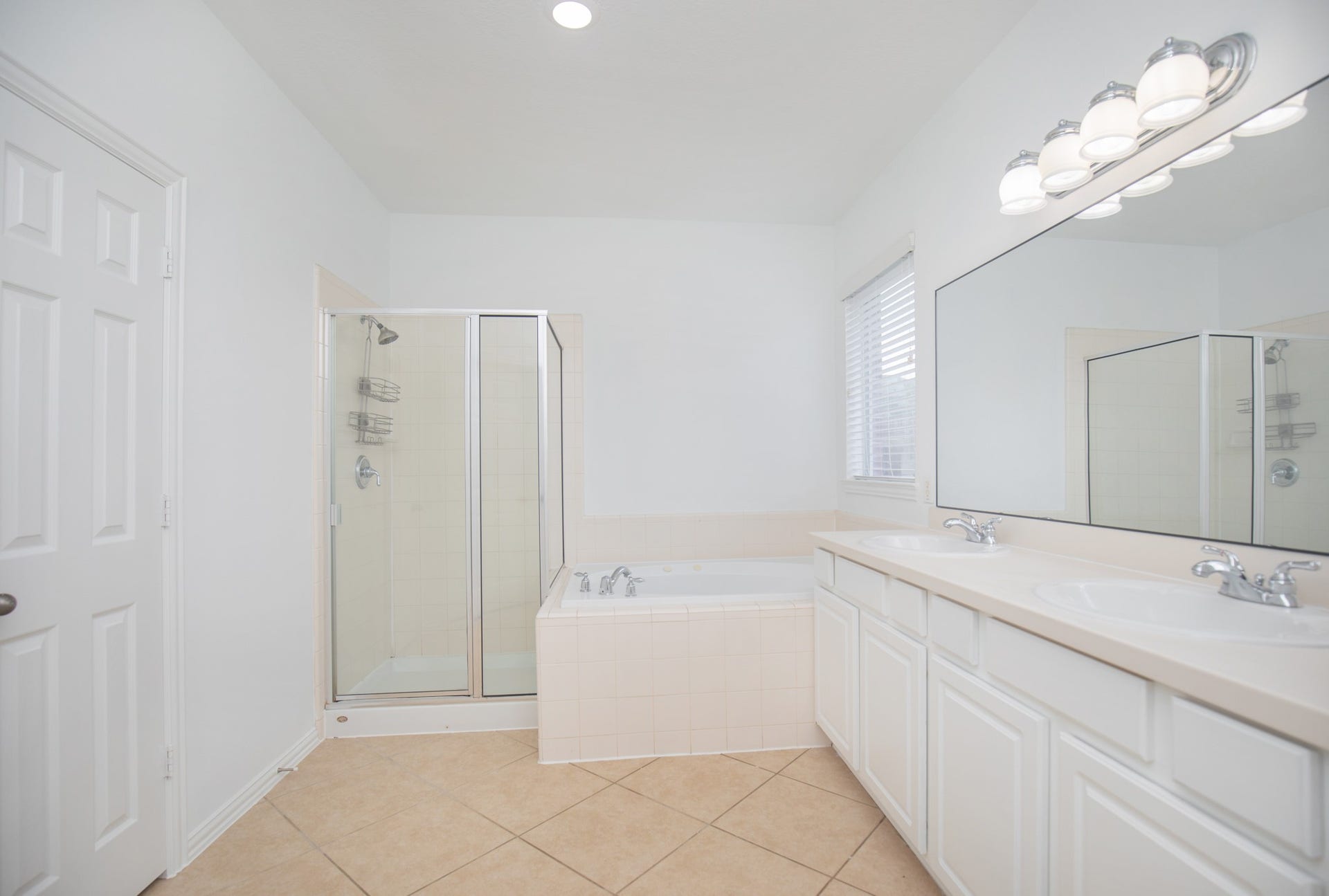 810 Aqua Vista, Richmond, TX 77469 810 Aqua Vista, Richmond, TX 77469