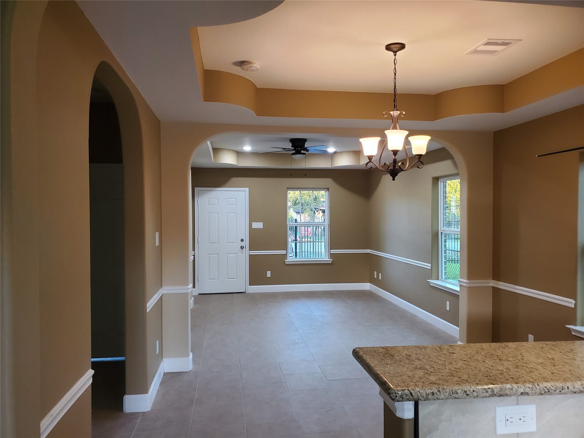 701 Twin Oaks Street, #A, Houston, TX 77076 Kitchen open to Dining & Decor Ceiling