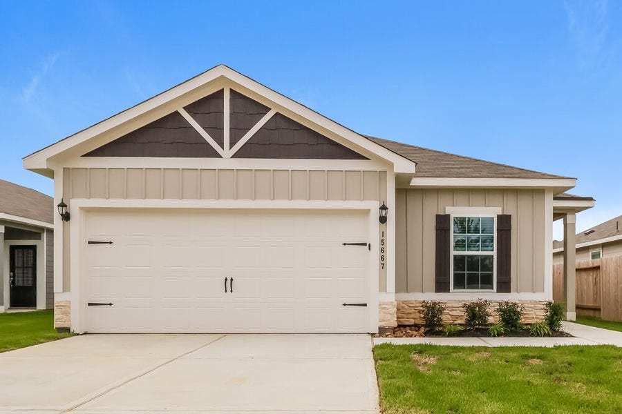 Property photo for 15667 Plum Brook Drive, Conroe, TX