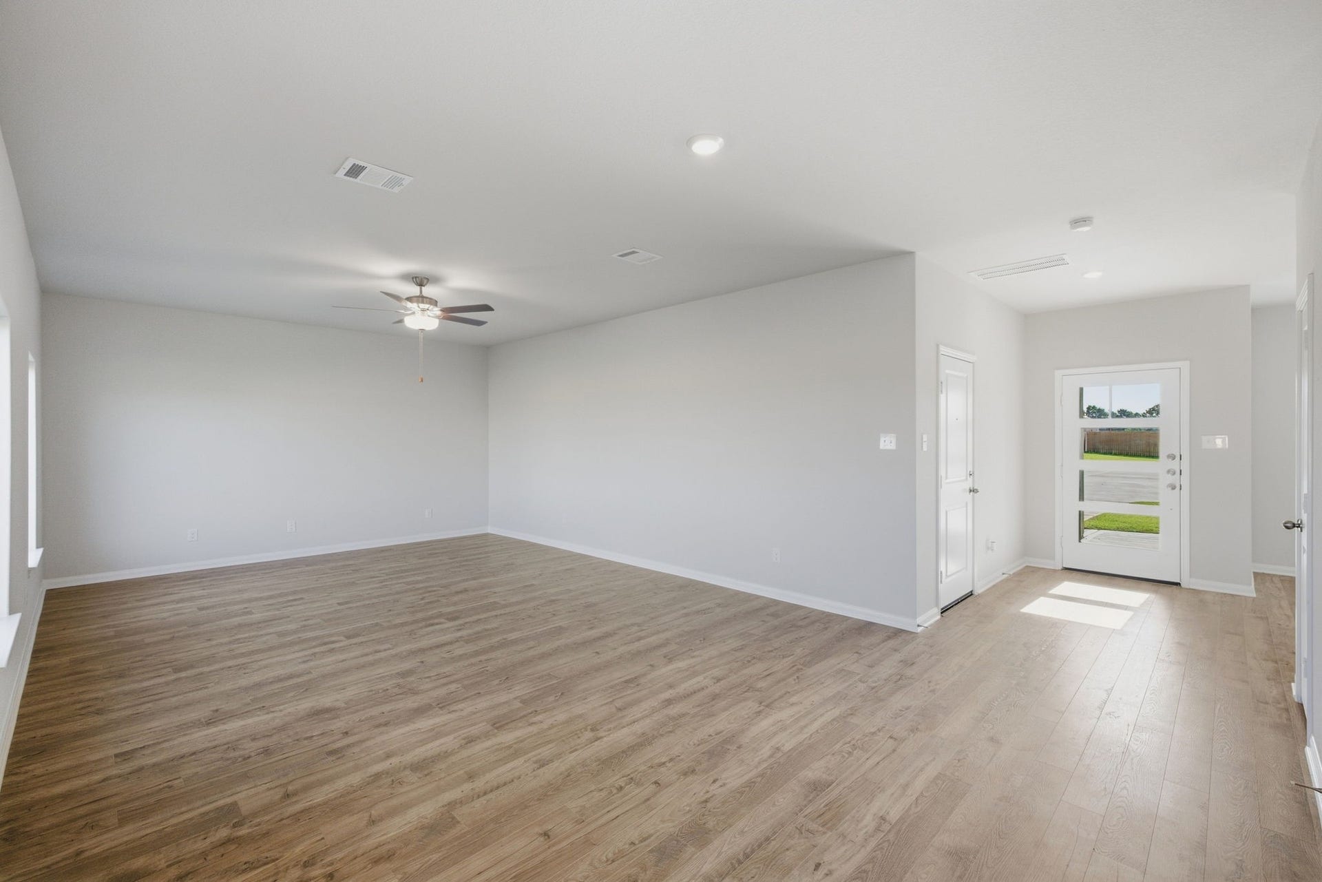 1604 Jean Meadow Drive, Rosenberg, TX 77471 1604 Jean Meadow Drive, Rosenberg, TX 77471