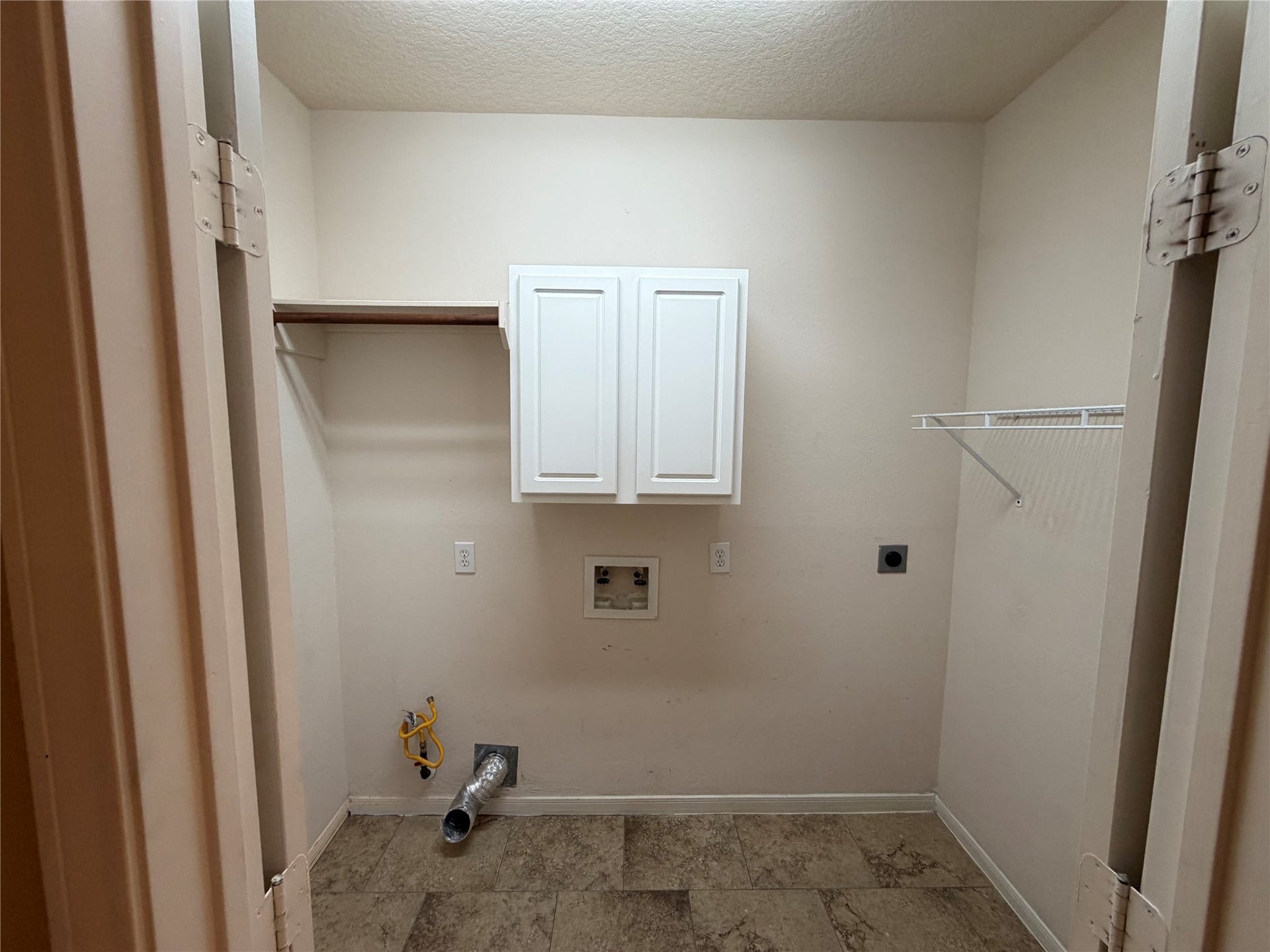 19401 Atasca Oaks Drive, Humble, TX 77346 19401 Atasca Oaks Drive, Humble, TX 77346