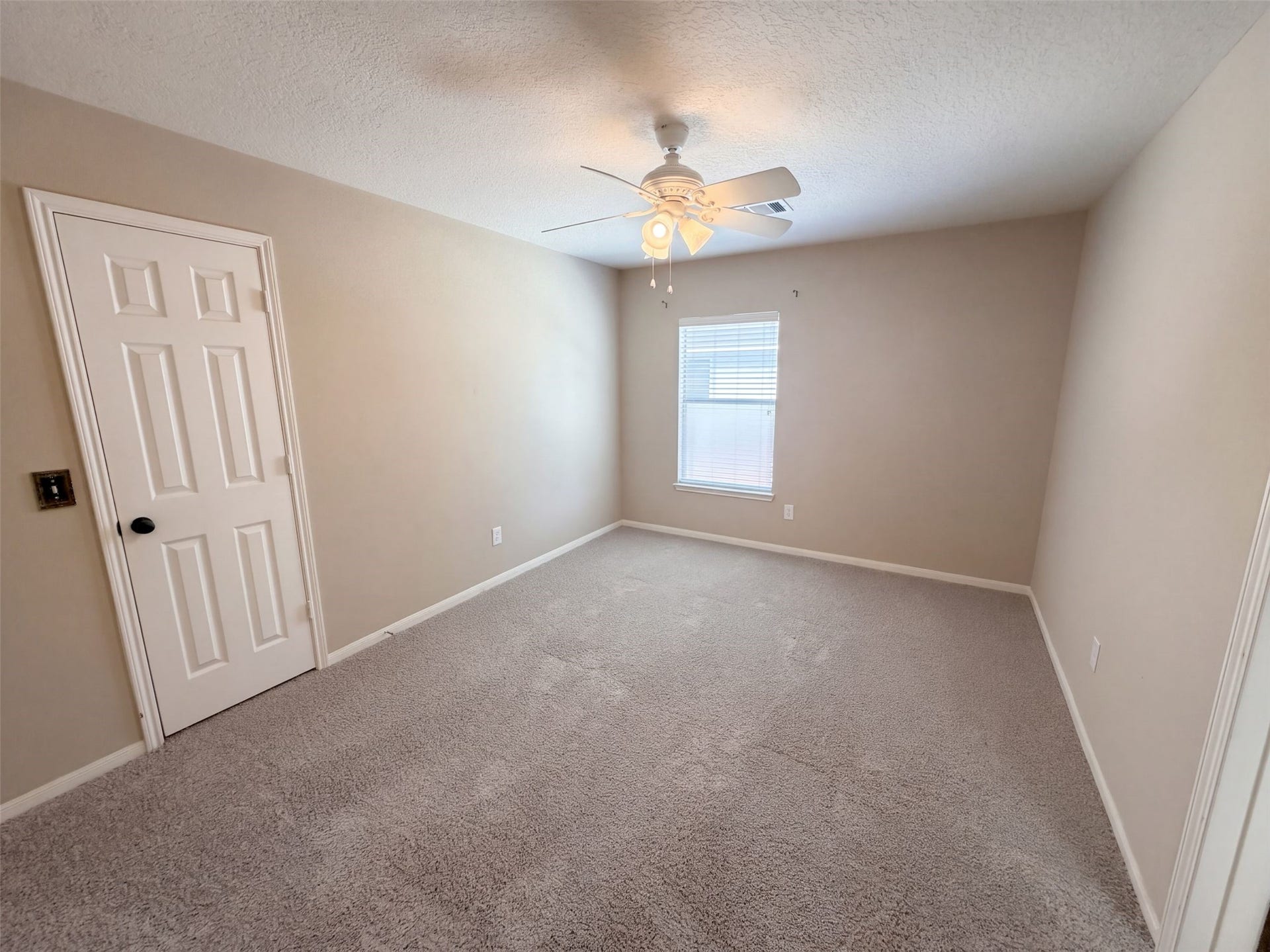 19401 Atasca Oaks Drive, Humble, TX 77346 19401 Atasca Oaks Drive, Humble, TX 77346