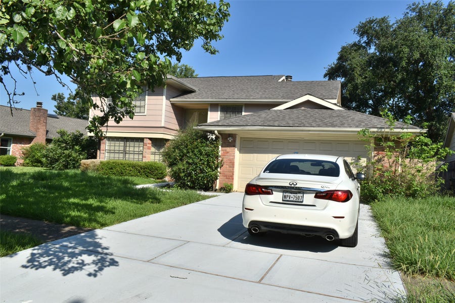 Property photo for 2930 Colony Drive, Sugar Land, TX