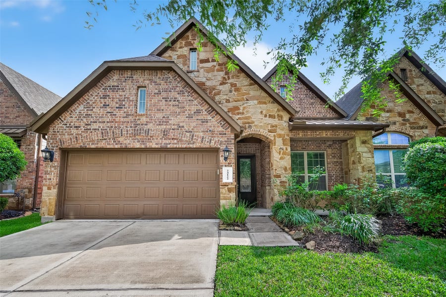 Property photo for 24122 Valencia Ridge Lane, Katy, TX