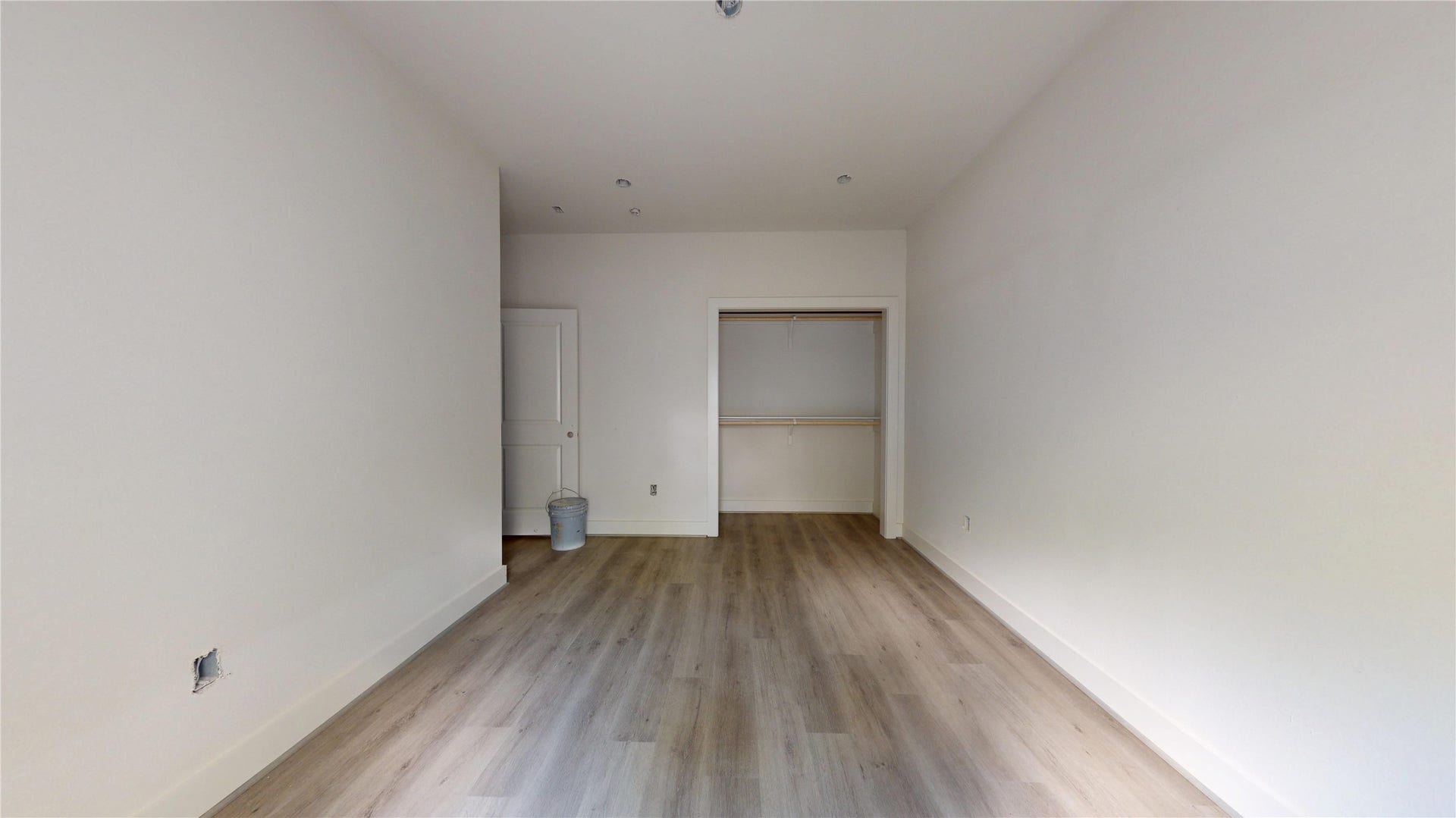 2039 Oak Forest Drive, Houston, TX 77018 2039 Oak Forest Drive, Houston, TX 77018