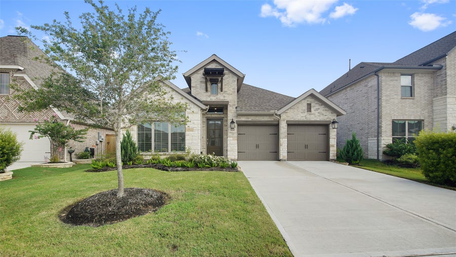 Property photo for 30330 Bermuda Hallow Bend, Brookshire, TX