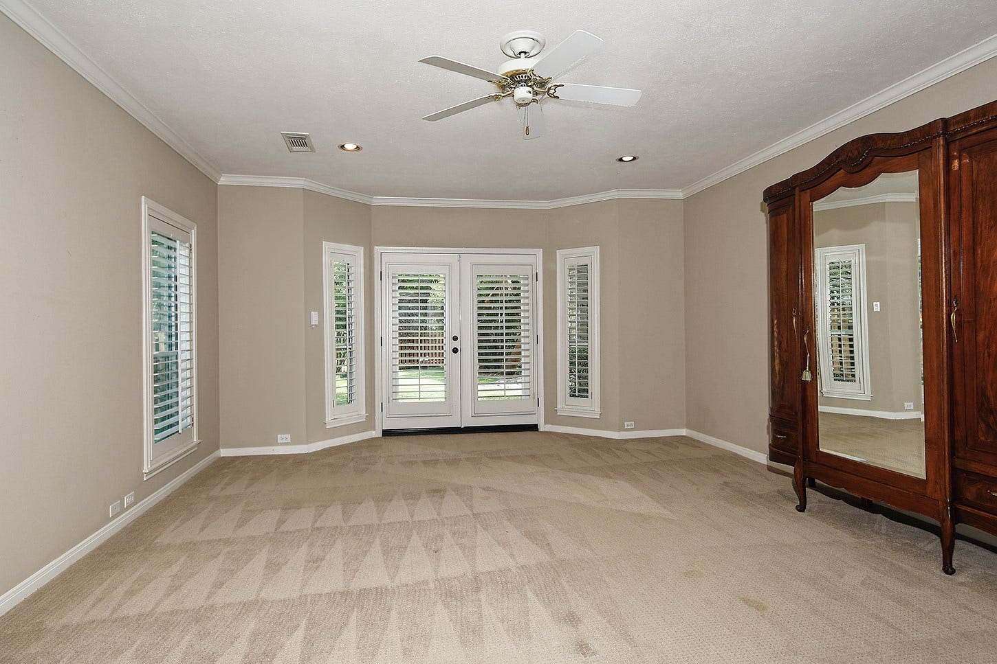 2504 Wild Wind Place, The Woodlands, TX 77380 2504 Wild Wind Place, The Woodlands, TX 77380