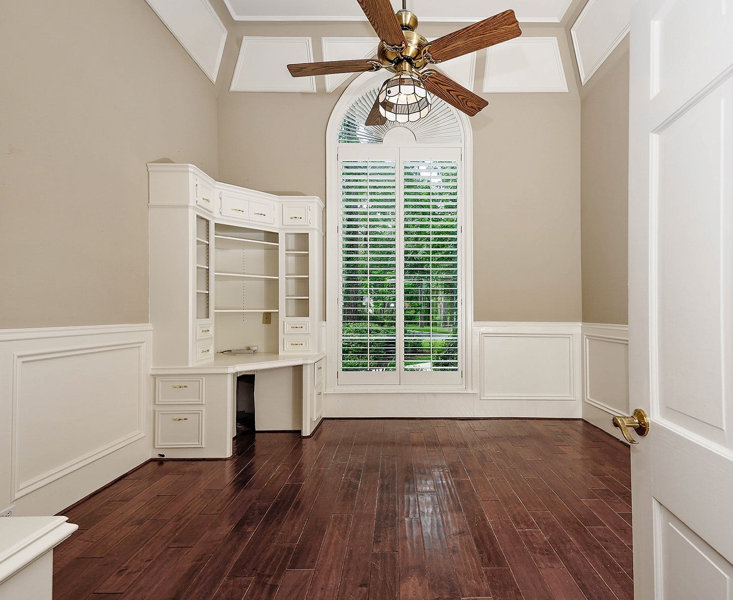 2504 Wild Wind Place, The Woodlands, TX 77380 2504 Wild Wind Place, The Woodlands, TX 77380