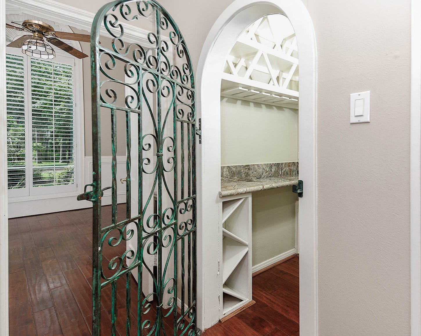 2504 Wild Wind Place, The Woodlands, TX 77380 2504 Wild Wind Place, The Woodlands, TX 77380