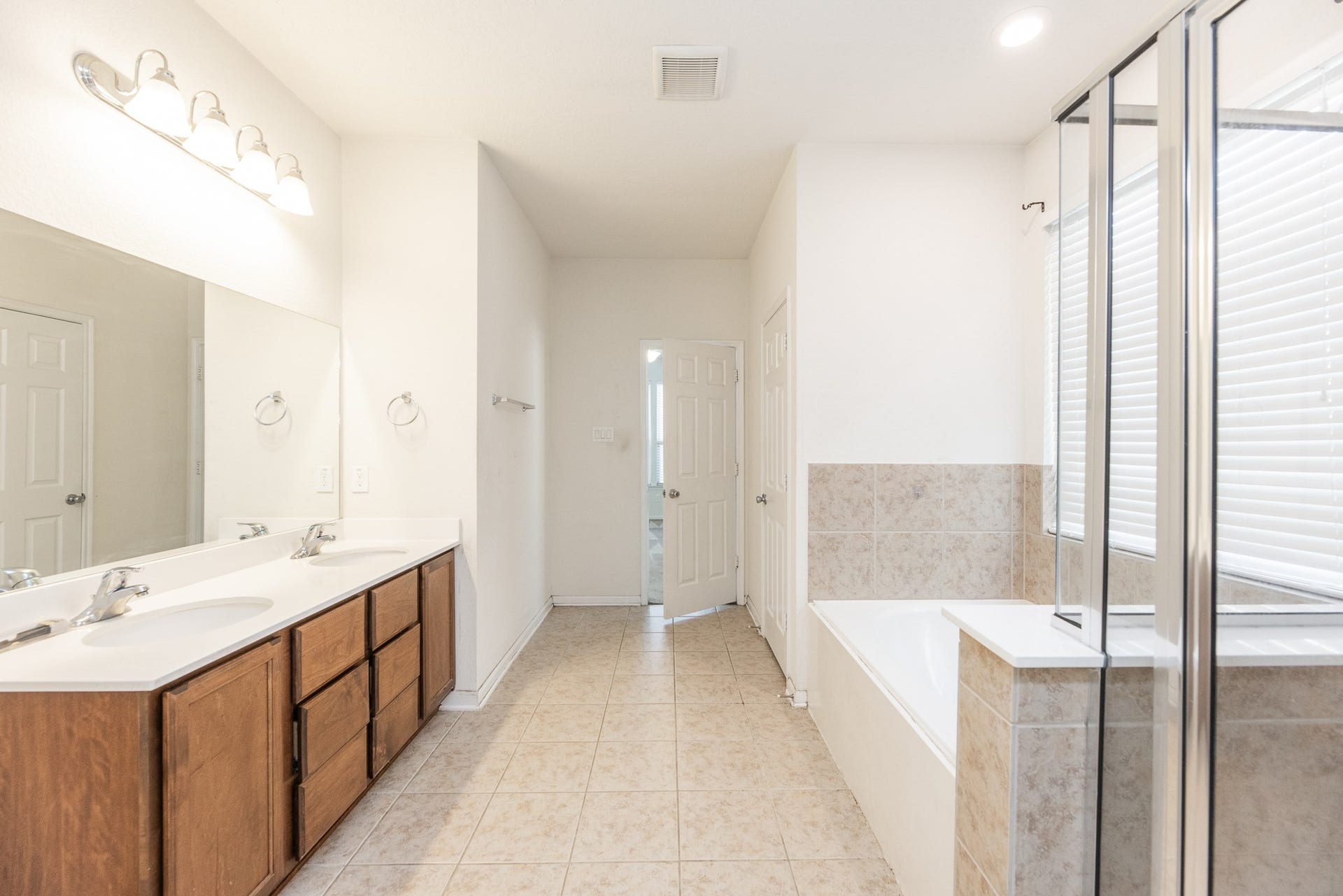 25342 Briscoe Village Drive, Richmond, TX 77406 25342 Briscoe Village Drive, Richmond, TX 77406