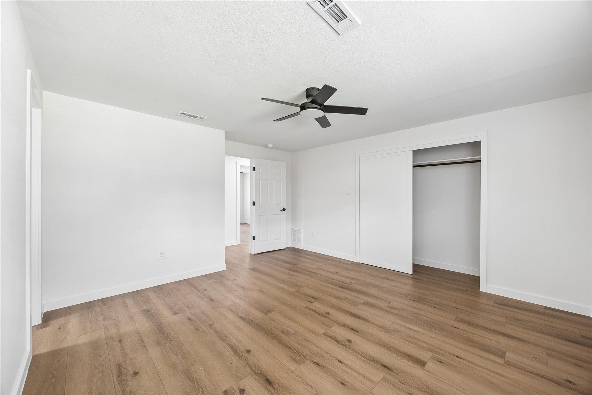 10618 Wickersham Lane, Houston, TX 77042 10618 Wickersham Lane, Houston, TX 77042