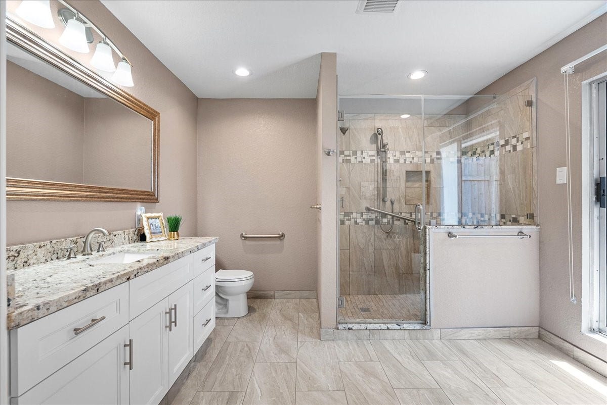 2904 Frostwood Circle, Dickinson, TX 77539 2904 Frostwood Circle, Dickinson, TX 77539