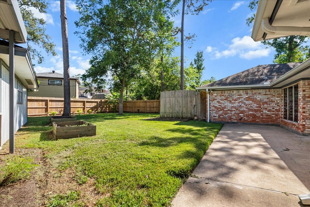 2904 Frostwood Circle, Dickinson, TX 77539 2904 Frostwood Circle, Dickinson, TX 77539