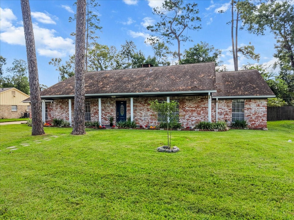 2904 Frostwood Circle, Dickinson, TX 77539 2904 Frostwood Circle, Dickinson, TX 77539