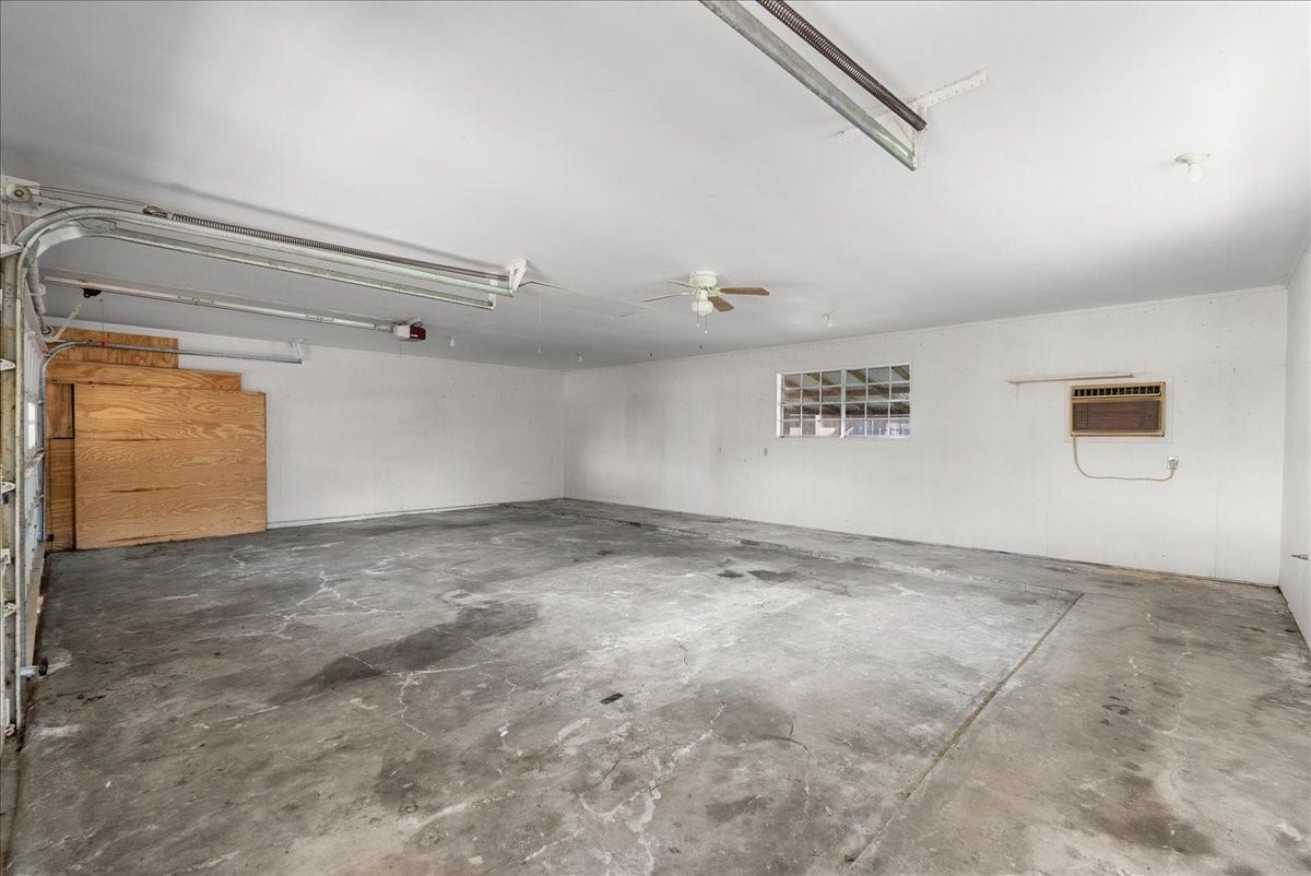 2904 Frostwood Circle, Dickinson, TX 77539 2904 Frostwood Circle, Dickinson, TX 77539