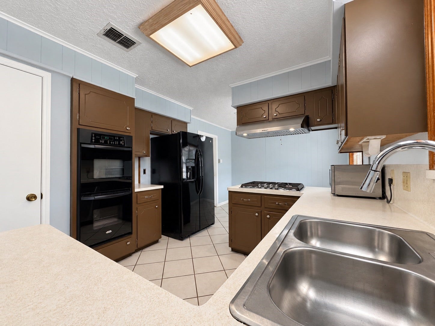 4507 Arapajo Street, Pasadena, TX 77504 4507 Arapajo Street, Pasadena, TX 77504