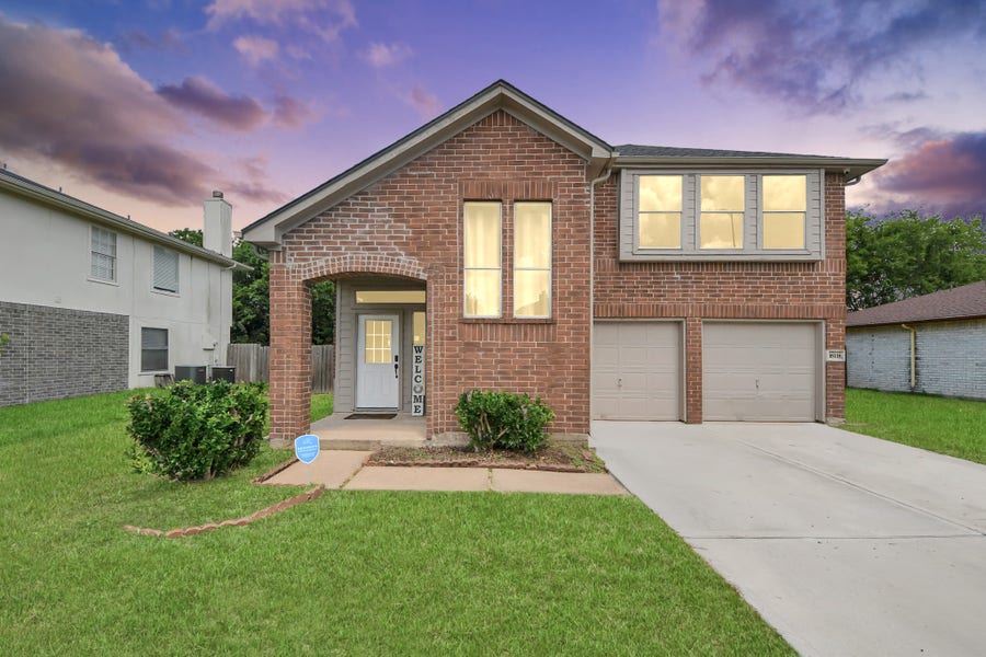 Property photo for 16118 Bunker Ridge Road, Houston, TX